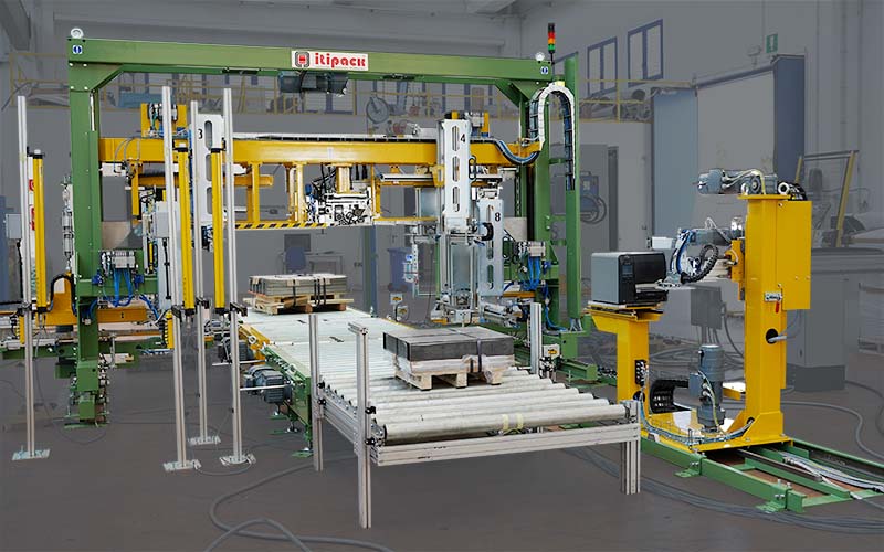 Strapping machine for metal sheets